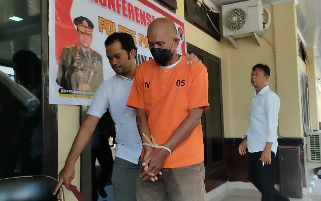 polisi gadungan