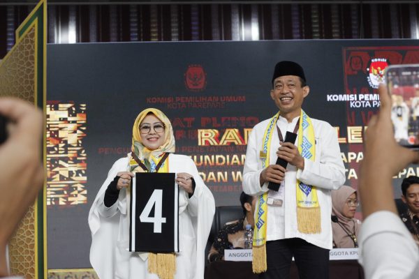 erat-bersalam