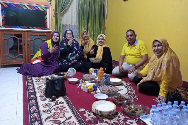 Erna RasyidTaufan