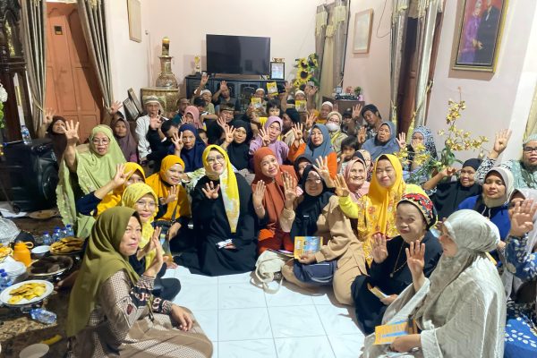 Warga Lumpue Dukung Erna Rasyid Taufan, Harapkan Pembangunan Parepare Berlanjut Erna Rasyid Taufan dan Rahmat Sjamsu Alam