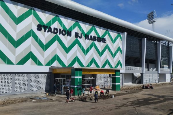 Wakil Ketua DPRD Parepare Harap Laga PSM vs Persija Tak Dipaksakan Digunakan di Stadion BJ Habibie dprd parepare